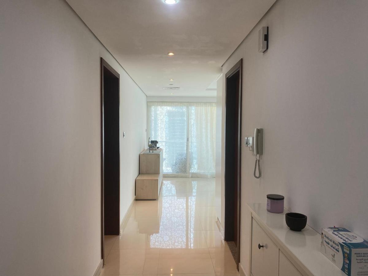 One Bedroom Apartment With Pool & Gym Near Marina Dubai Esterno foto